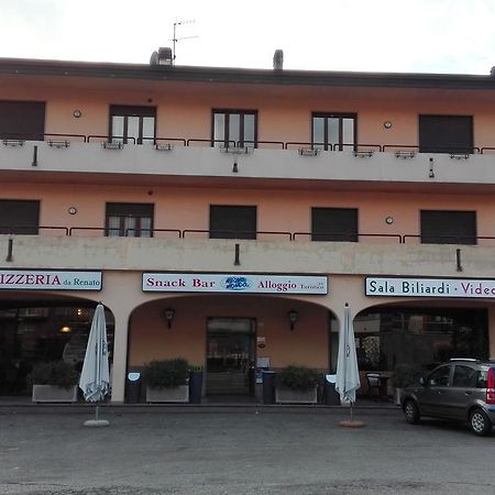 Bar Nuovo Mondo Mussolino Екстер'єр фото