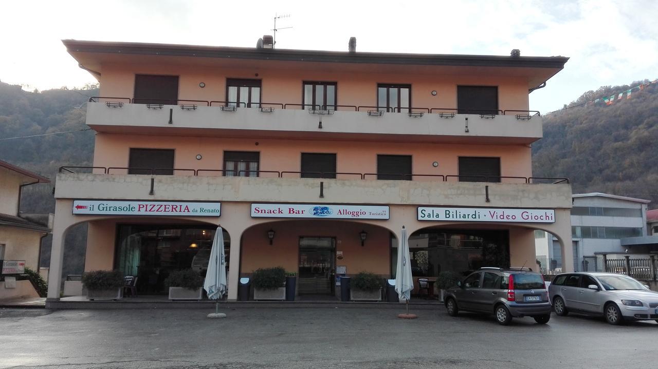 Bar Nuovo Mondo Mussolino Екстер'єр фото